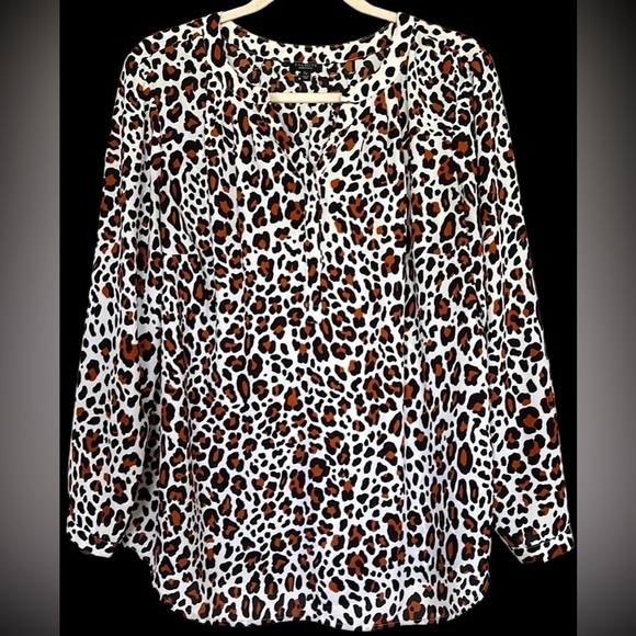 TALBOTS Black/Rust/Cream Animal Print Collarless Partial Button Blouse,1X Petite - Picture 1 of 8